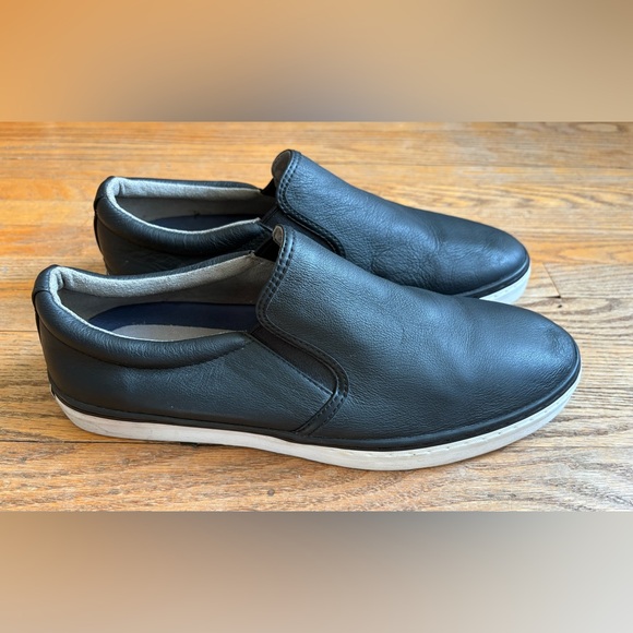 Cole Haan Black Slip-on Leather Sneakers size 11.5 - Picture 2 of 7